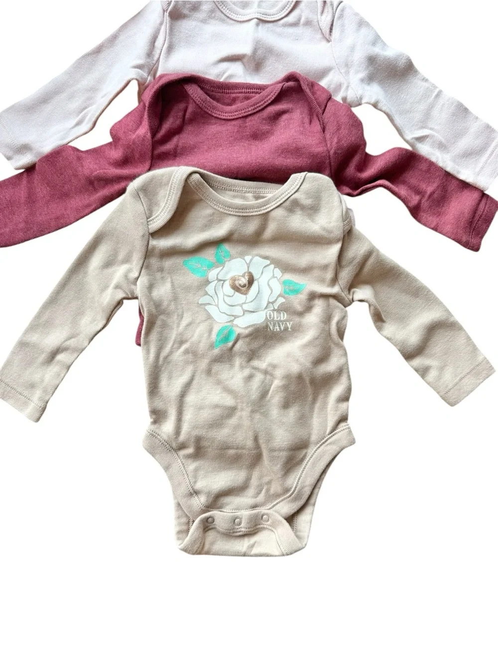 Old Navy long sleeve onesie bodysuit lot size 0-3 month red, pink, floral, brown